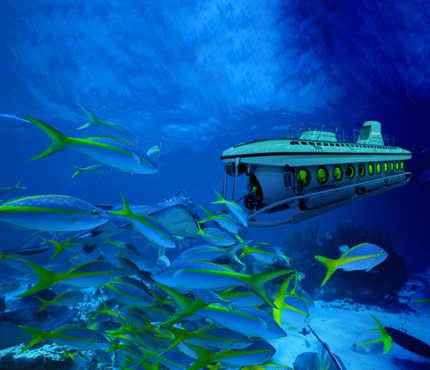 Submarine Underwater tour